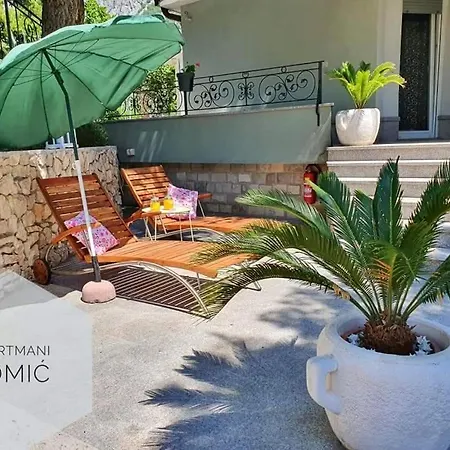 Tomic Apartman *