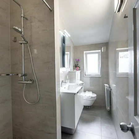 Tomic Apartman Makarska
