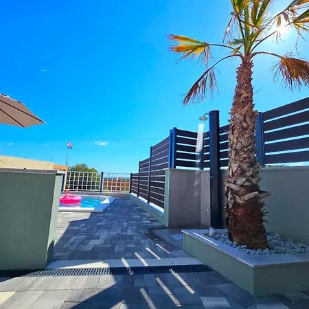 Tomic Apartament *